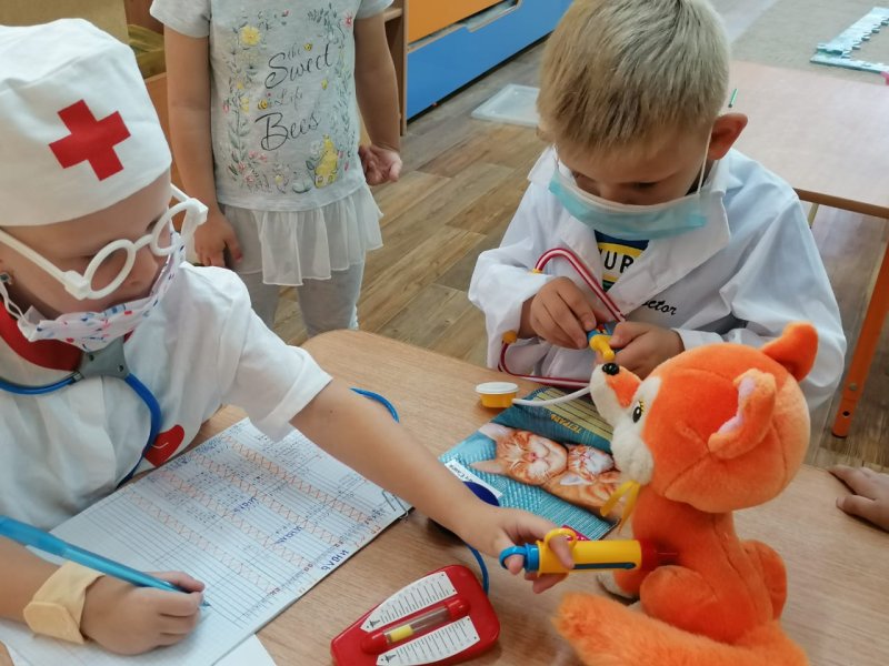Медсестра в детском саду