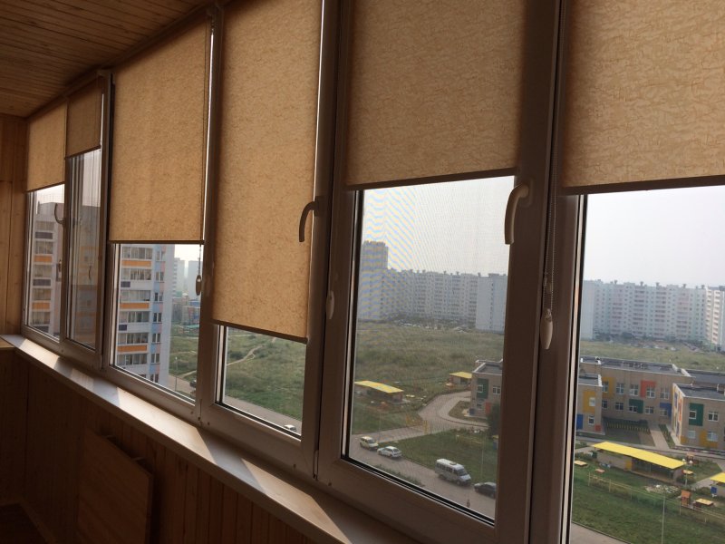 Шторы на балкон
