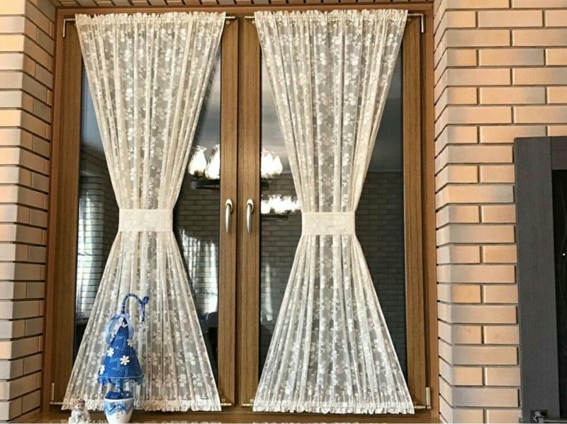 Римские шторы на балкон