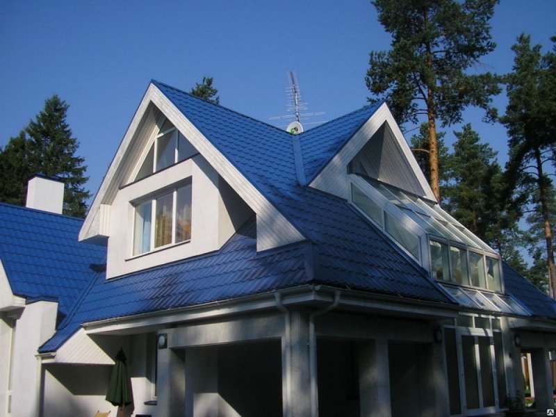 Металлочерепица МП Монтеррей ПЭ RAL 5005