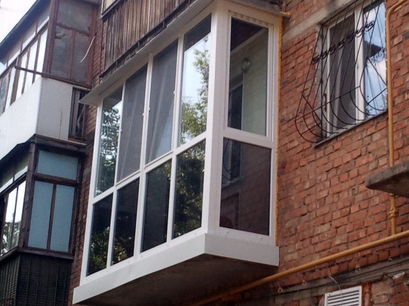 Панорамное остекление балкона