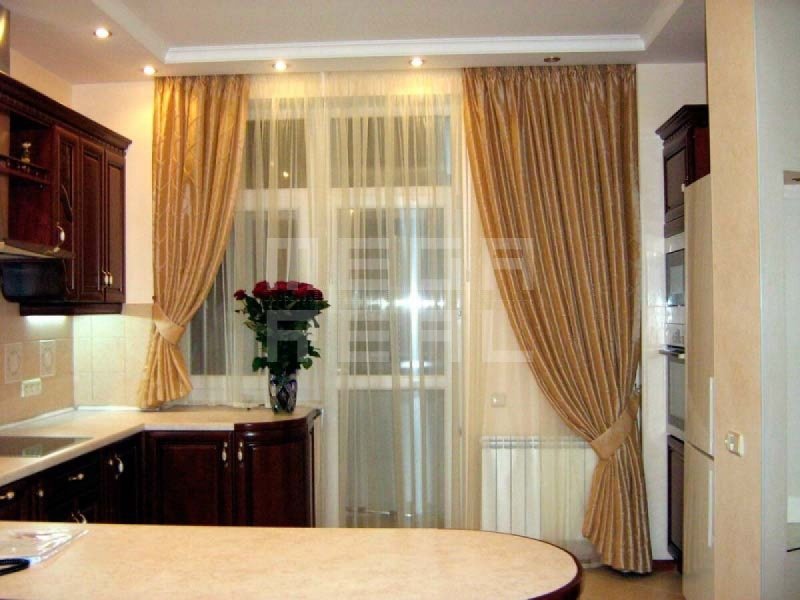 Шторы для маленькой кухни