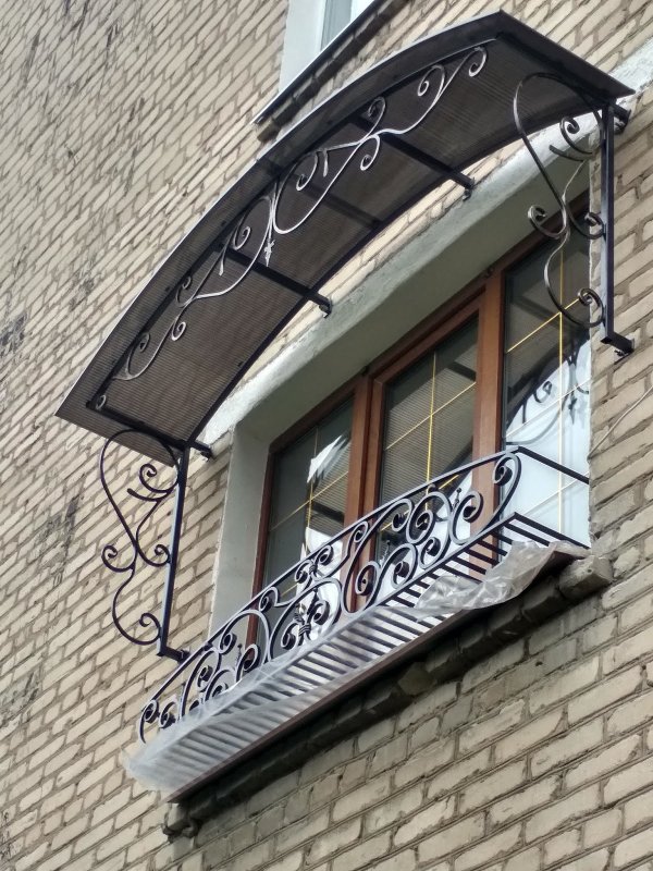 Козырьки на окна