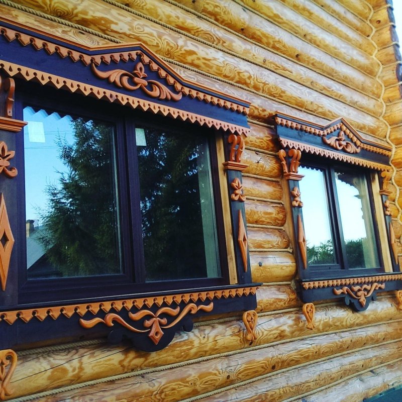 Резные наличники из дерева