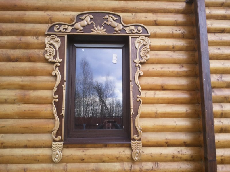 Окна в деревянном доме