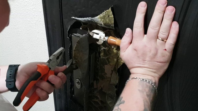 Квартирный грабитель