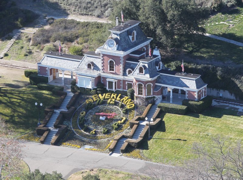 Ранчо Майкла Джексона Neverland
