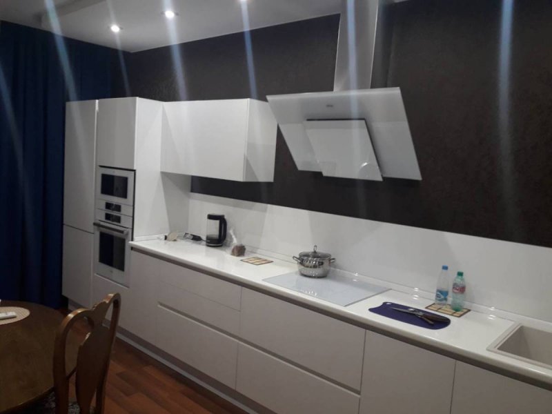 Вытяжка Наклонная Delonghi КL-l90 IX