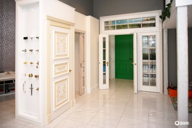 Fineza puerta двери
