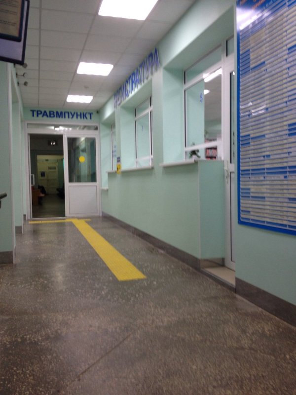 Кабинет гинеколога дверь