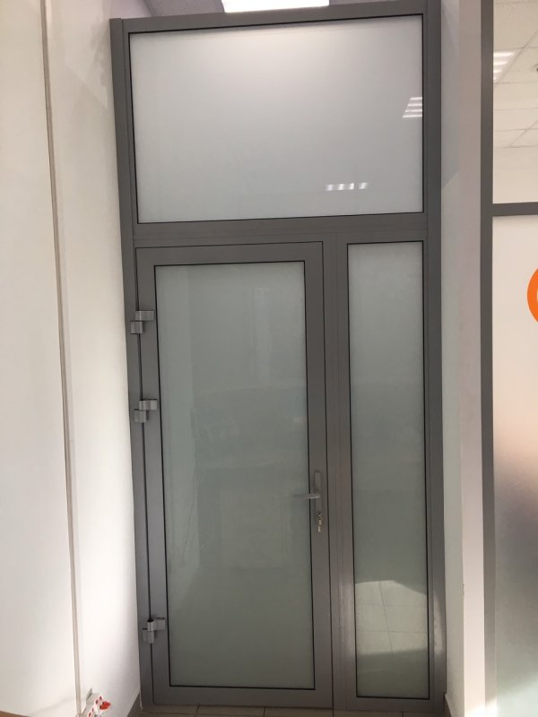 ALUTECH 111 дверь матовое стекло