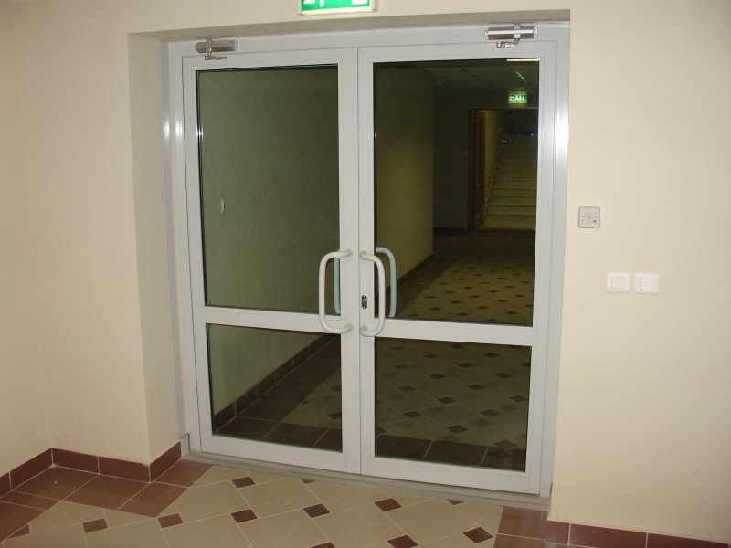 Дверь алюминиевая двустворчатая ALUTECH w62 2100 1300