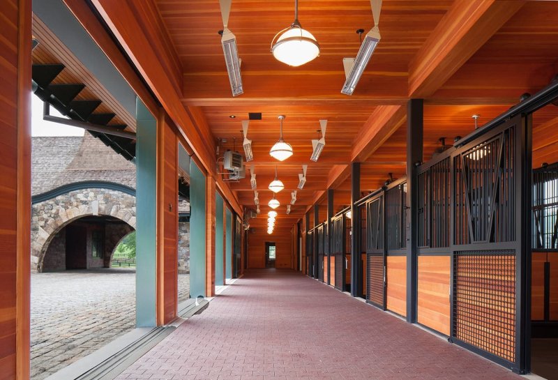 Конюшни Westphalian stables архитектура
