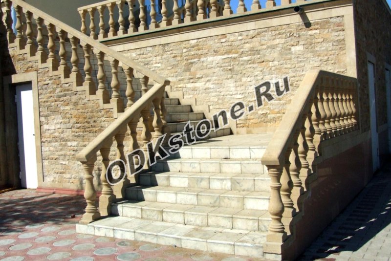 Дагестанский камень перила