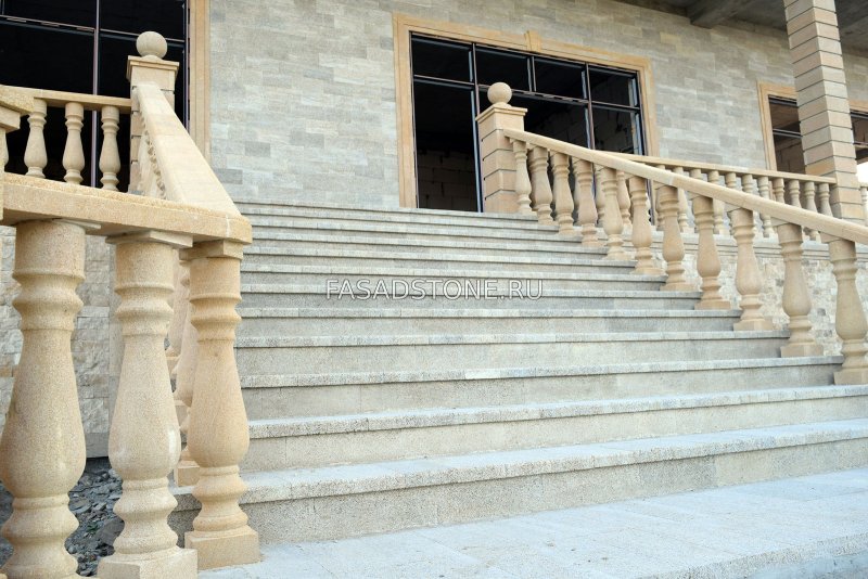 Дагестанский камень балясины