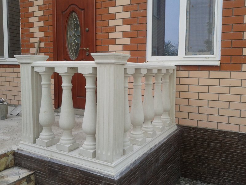 Дагестанский камень балясины