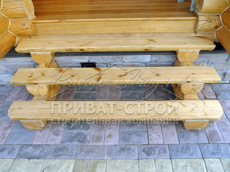Лестница в баню из бревна