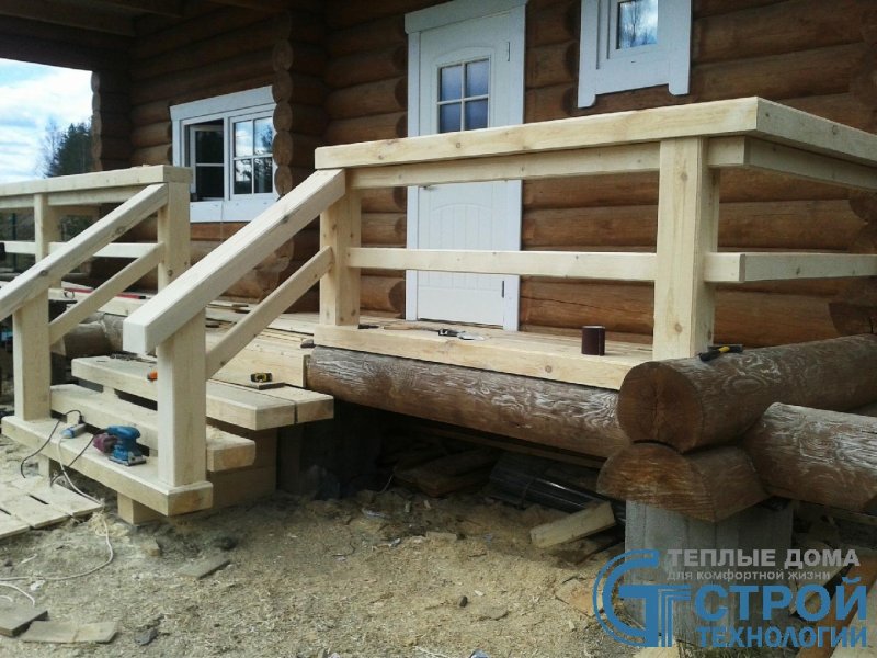 Лестница из бруса 150х150 крыльцо