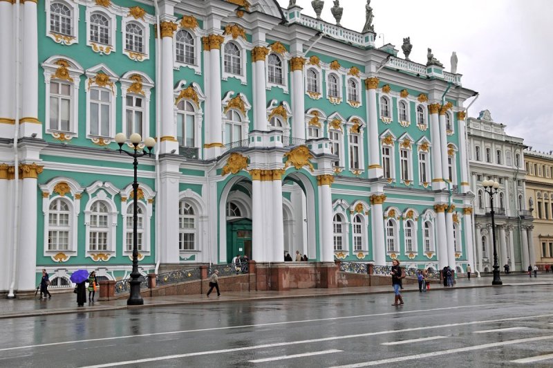 Площадь Эрмитажа Санкт-Петербург