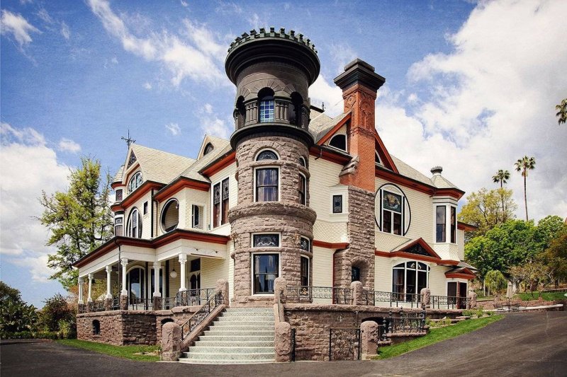 Башня Викторианский стиль