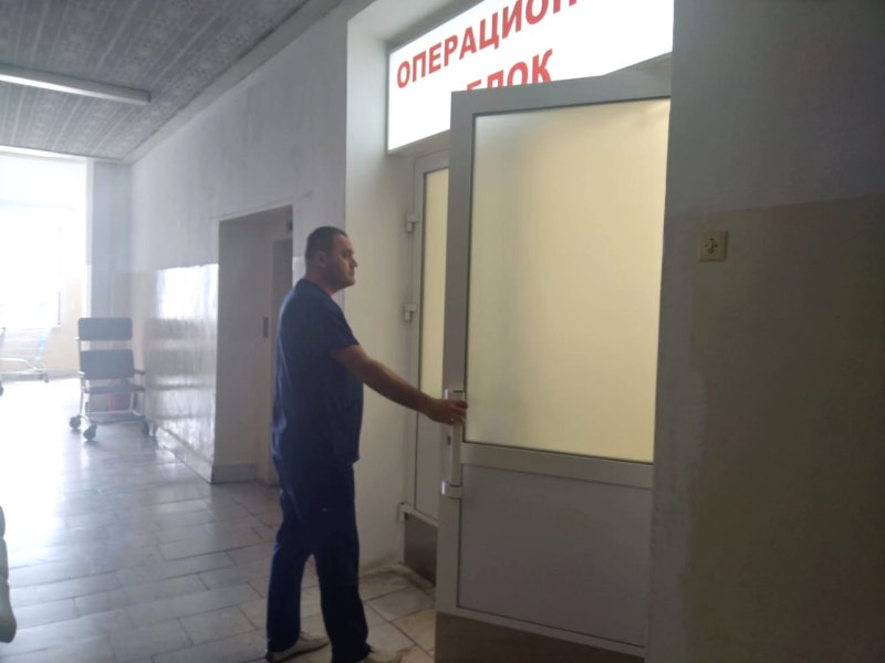 Двери в операционную