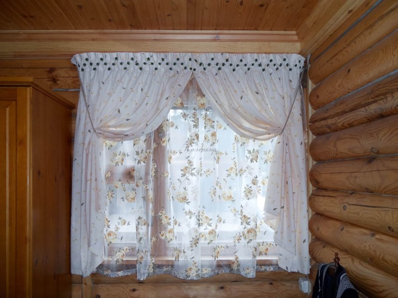 Беседка со шторами для дачи