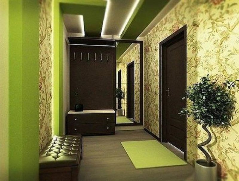 Прихожая в фисташковом цвете