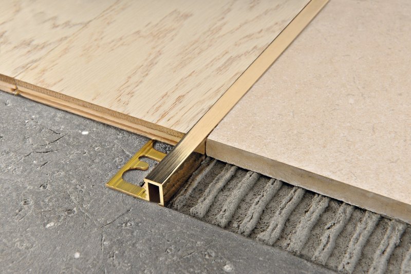 Многофункциональный профиль quick-Step QSPRSILV