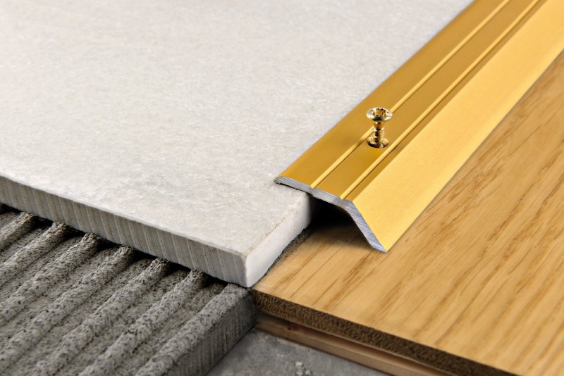 Многофункциональный профиль quick-Step QSPRSILV