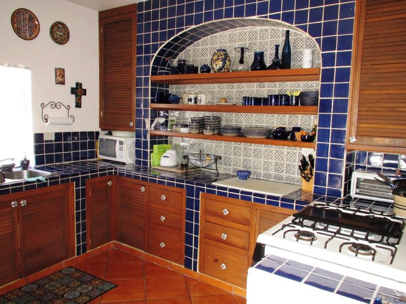 Кухня терракотового цвета