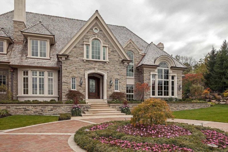 Стиль Тюдор (Tudor Revival Cottage)