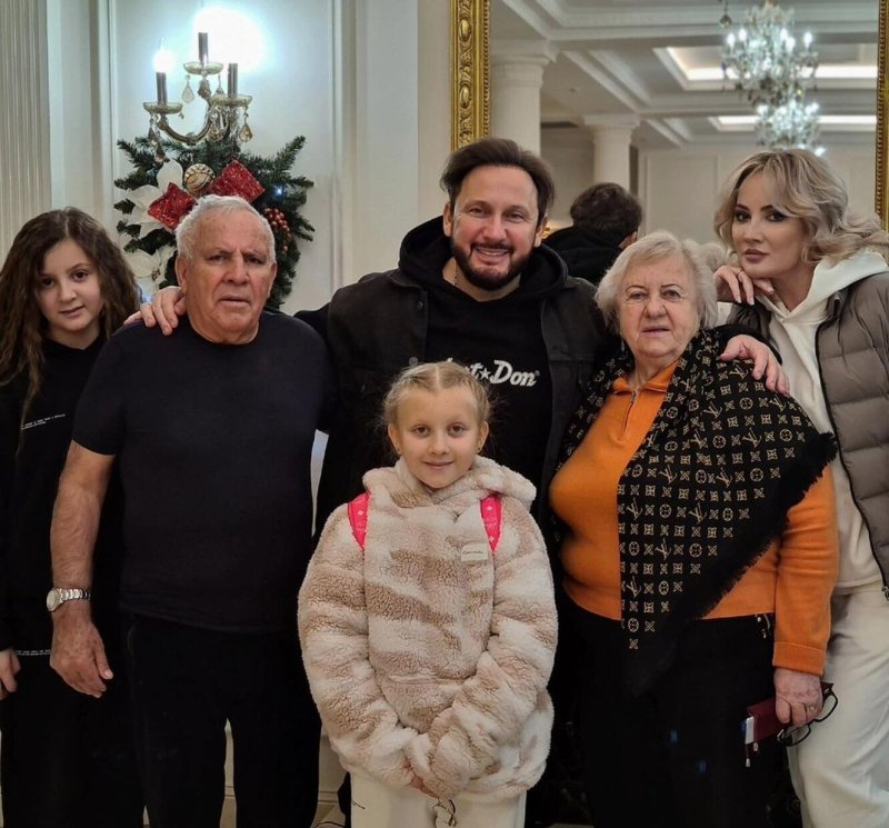 Продается дом с картинами в Барвихе 7 905 729 16 03