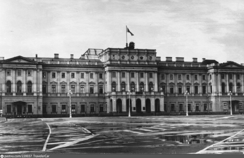СПБ Мариинский дворец и синий мост