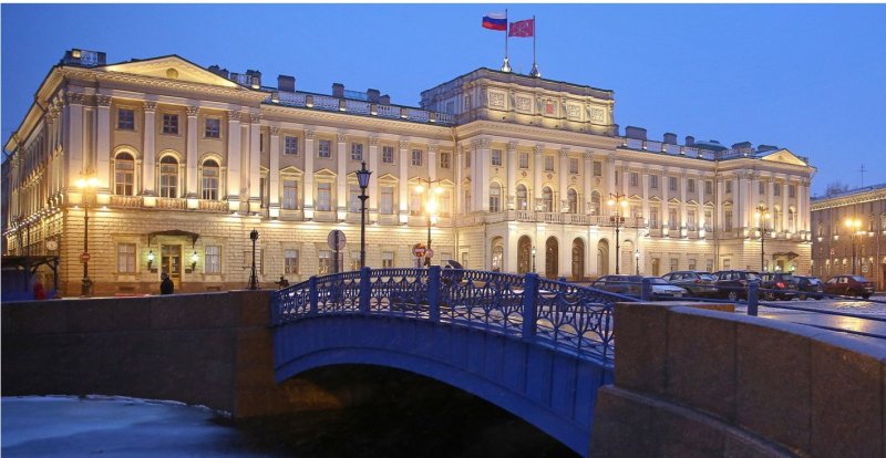 Мариинский дворец в Петербурге