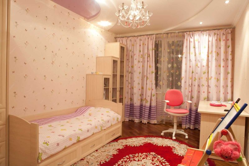 Обычная детская комната в квартире