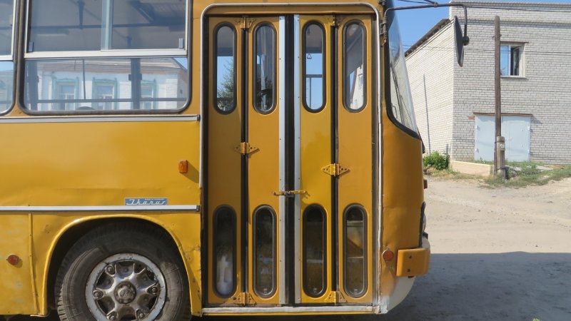 Икарус 260 колесо