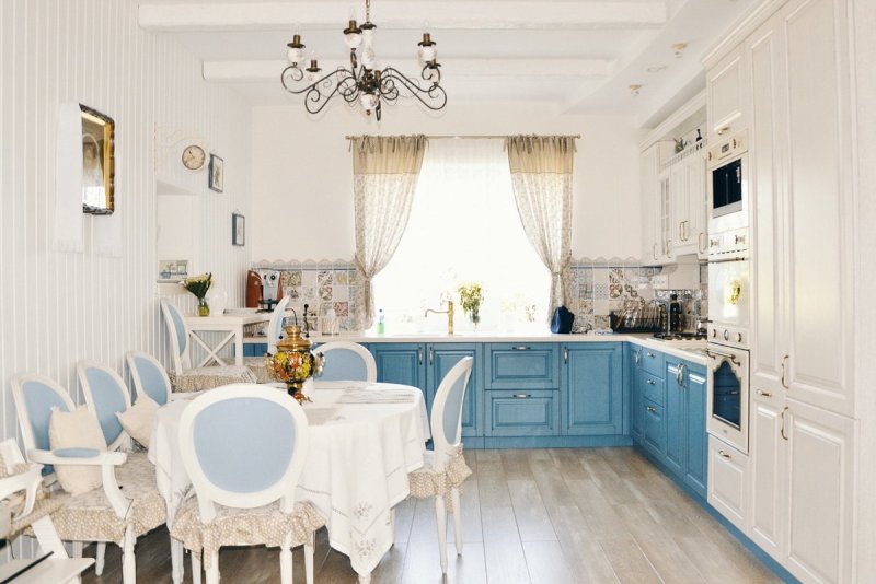 Роял Вуд Прованс кухня