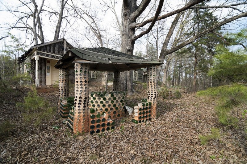 Пластиковые бутылки в строительстве