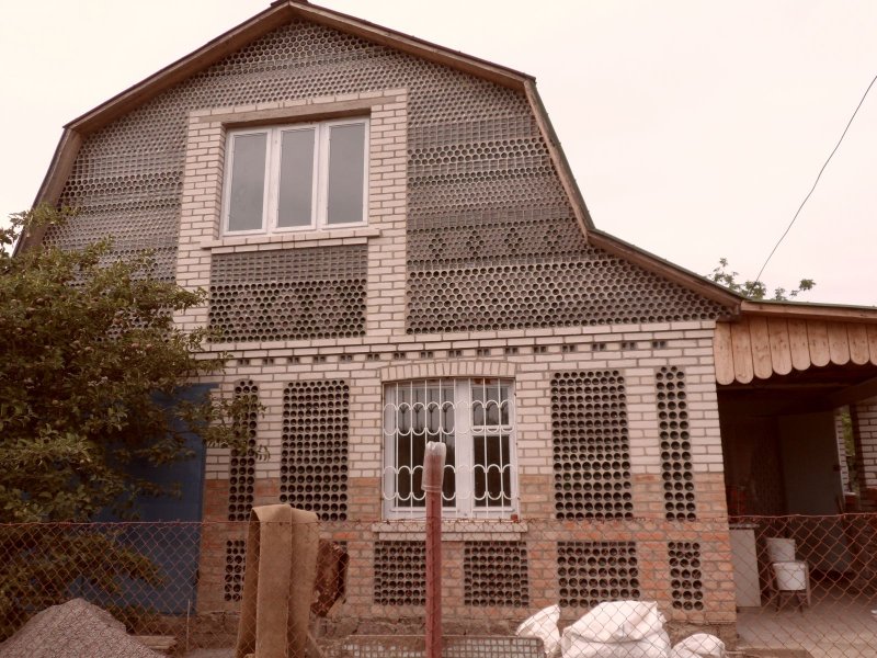 Пластиковые бутылки в строительстве