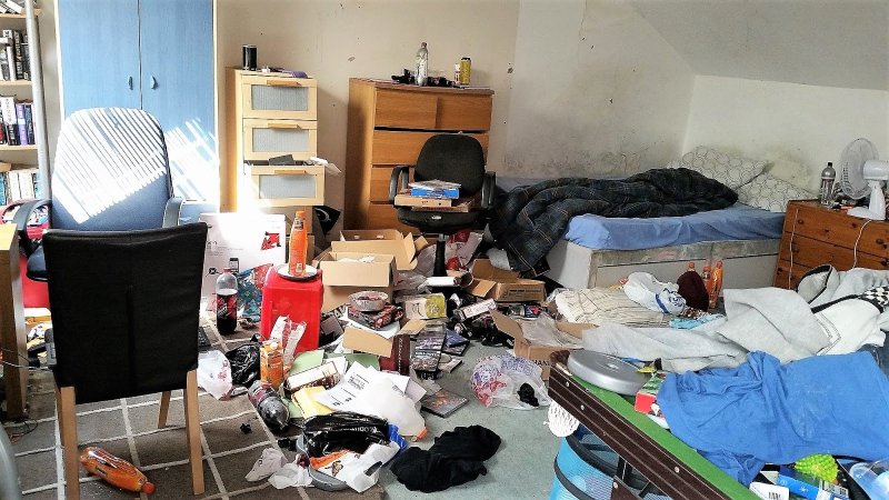 Беспорядок в комнате