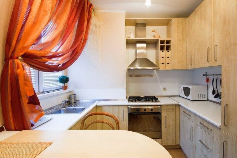 Шторы для маленькой кухни