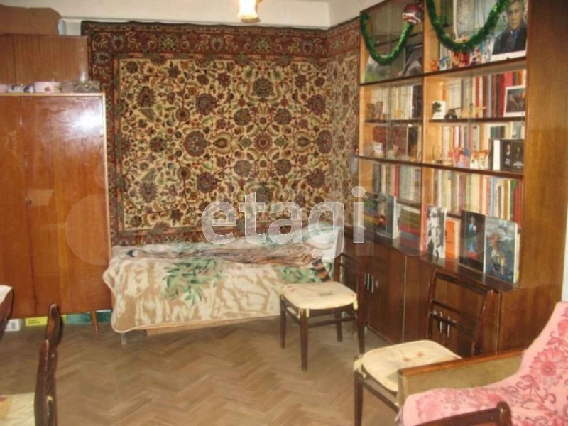 Комната в старой квартире