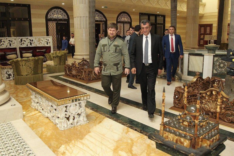 Резиденция Кадырова Центорой