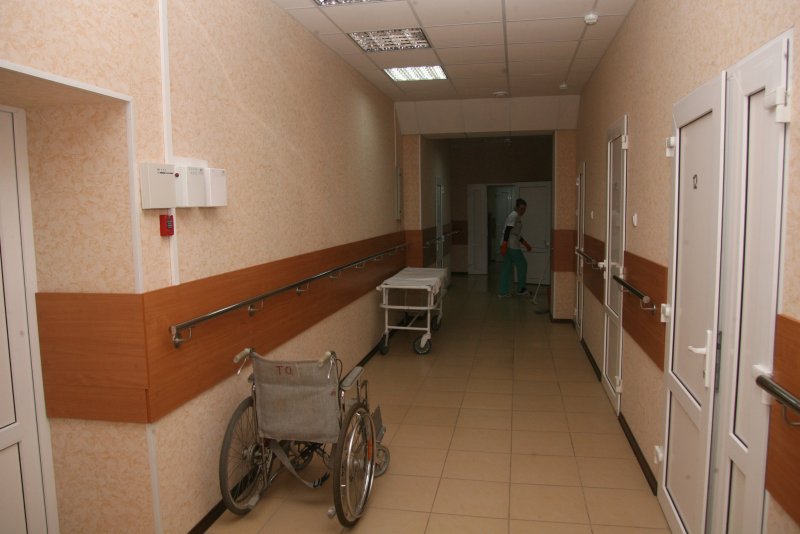 Операционная дверь в больнице