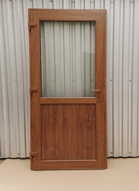 Входные двери ПВХ VEKA