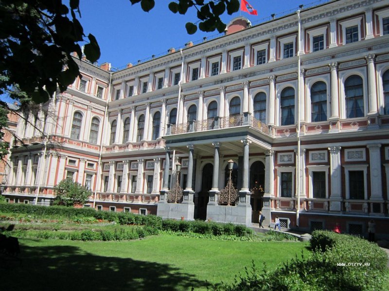 Николаевский дворец в Петербурге