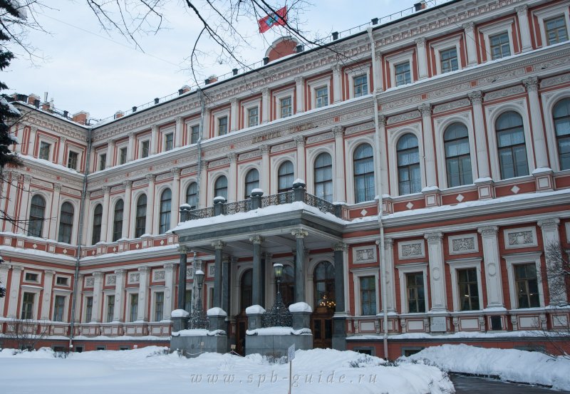 Николаевский дворец в Санкт-Петербурге