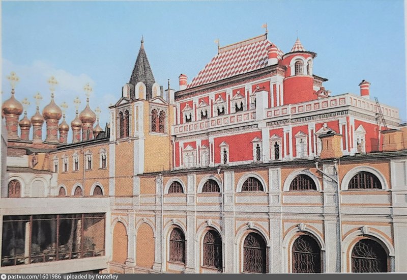 Теремной дворец Московского Кремля решетка