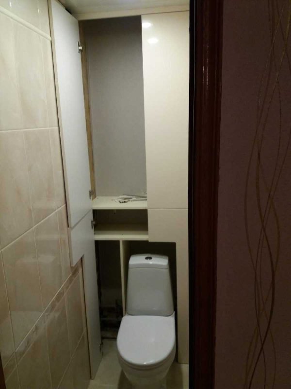 Сантехнический шкаф в туалет