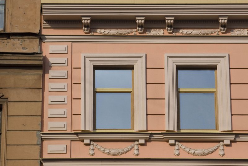 Декоративные наличники на окна